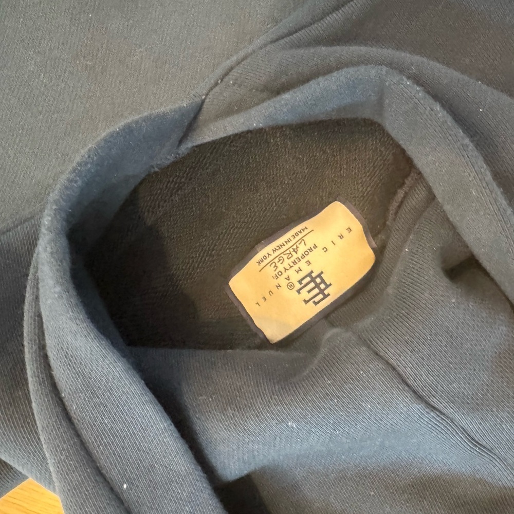 Eric Emanuel Ee Basic/Core Hoodie Caviar/Metallic… - image 8